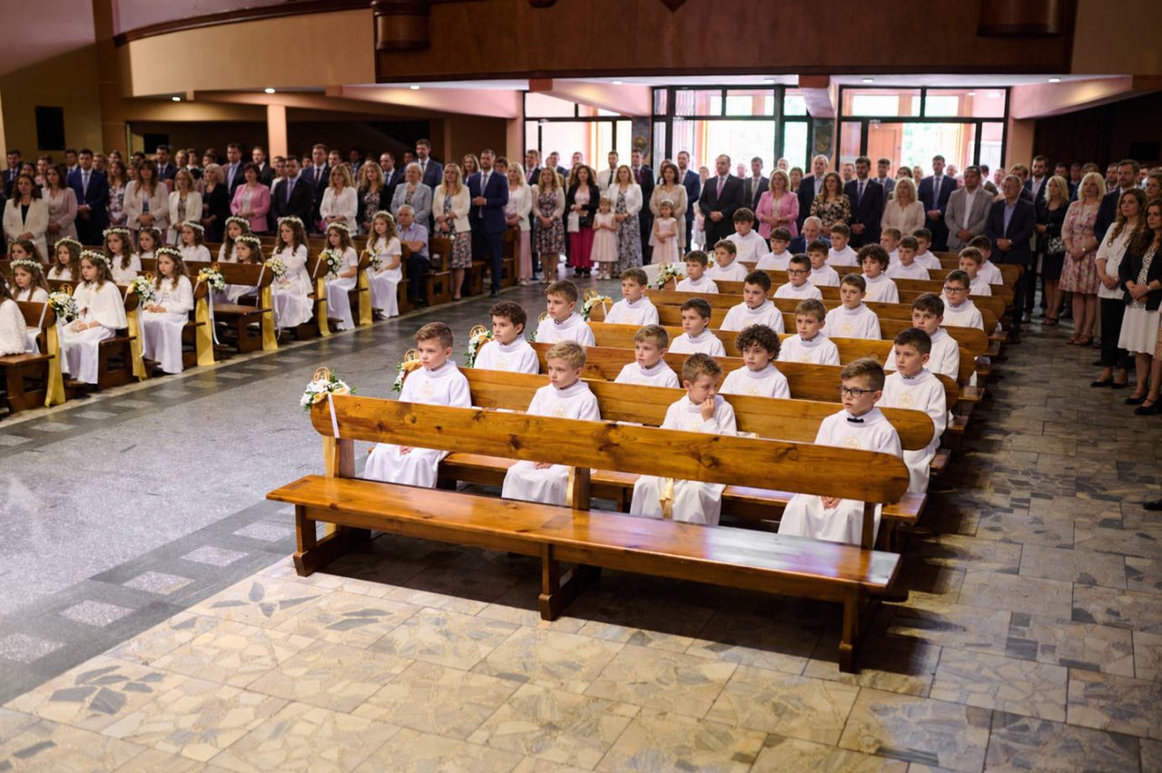 komunia grupowa parafia zbawiciela wloclawek